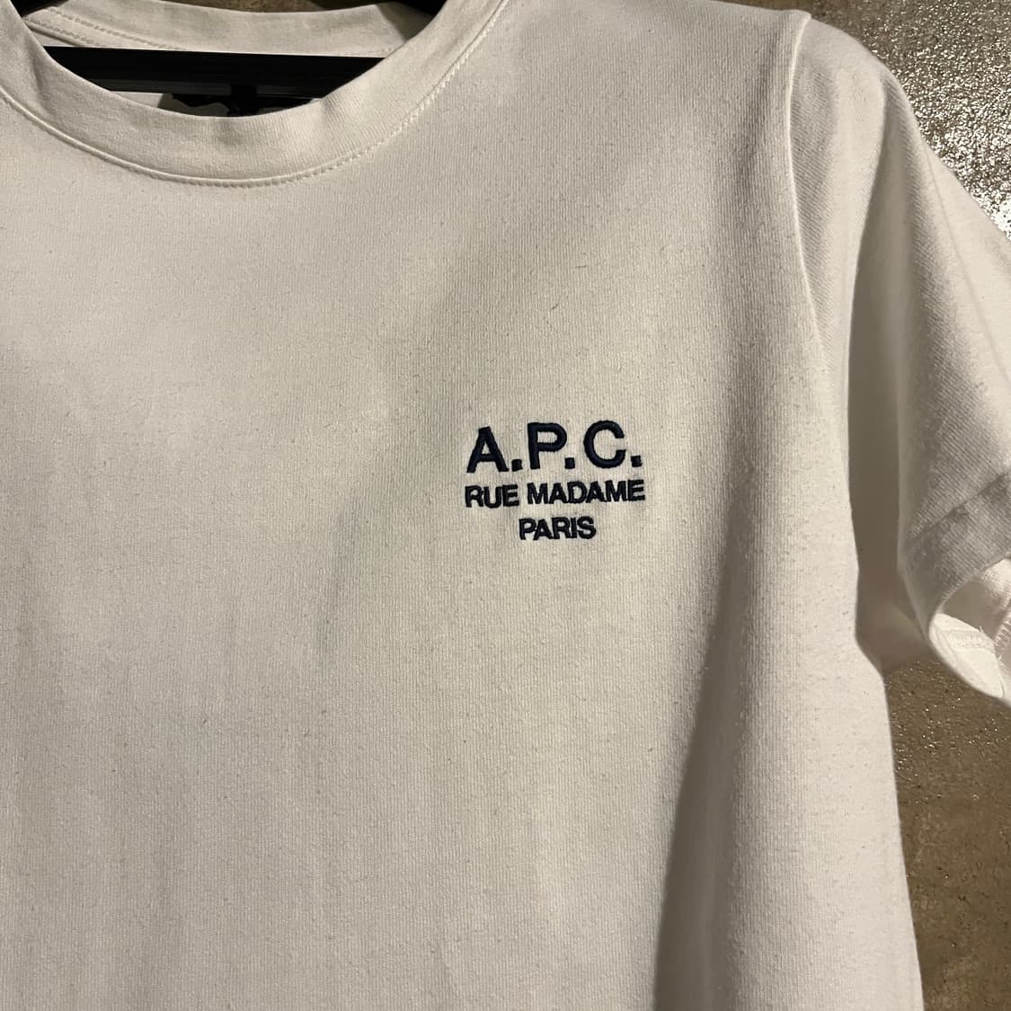 아페쎄 라운드 반팔티 상품이미지6