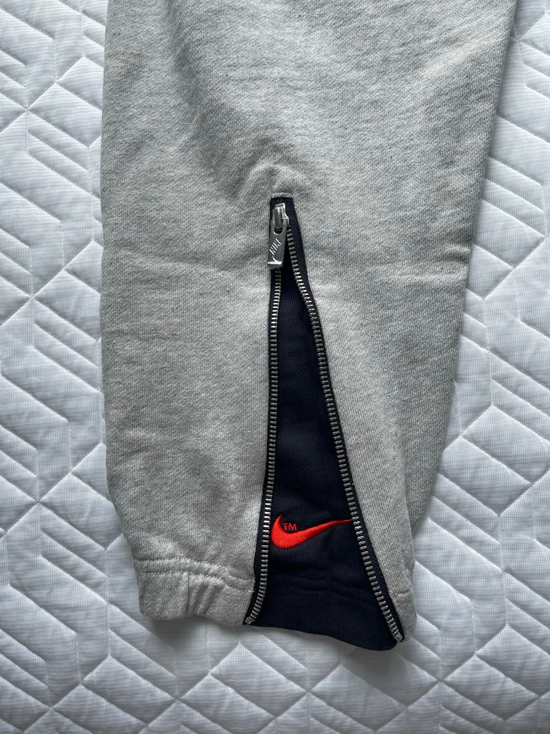 나이키 조거 스웻팬츠 그레이 상품이미지3