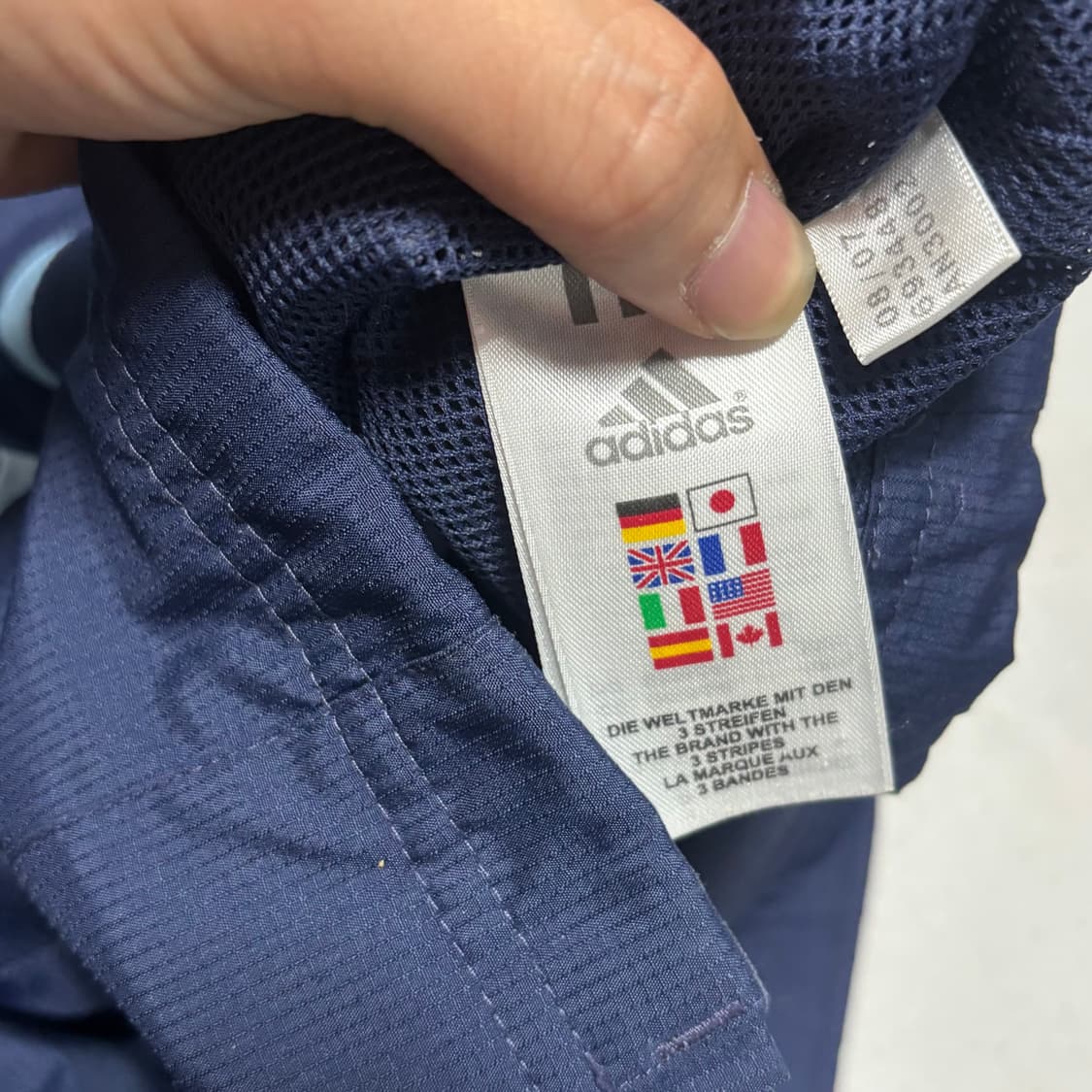 100 아디다스 90‘s 레알마드리드 내장후드 바람막이 상품이미지5