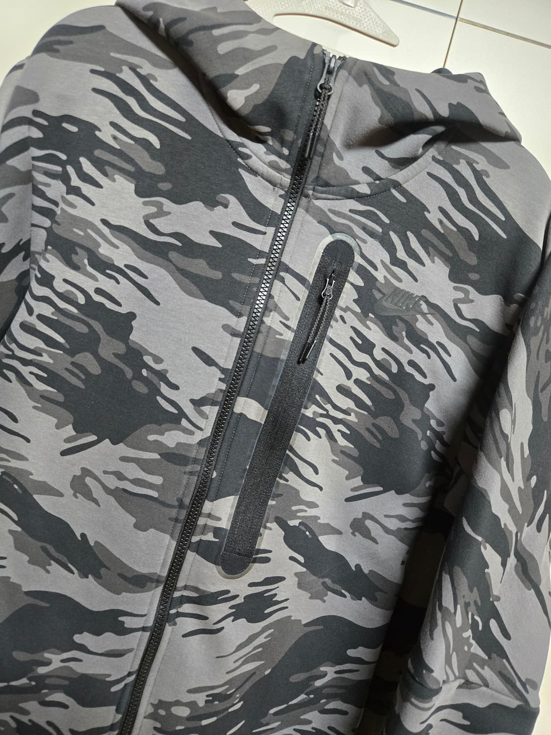 나이키 카모 테크 플리스 풀집 후디(100사이즈) 상품이미지2
