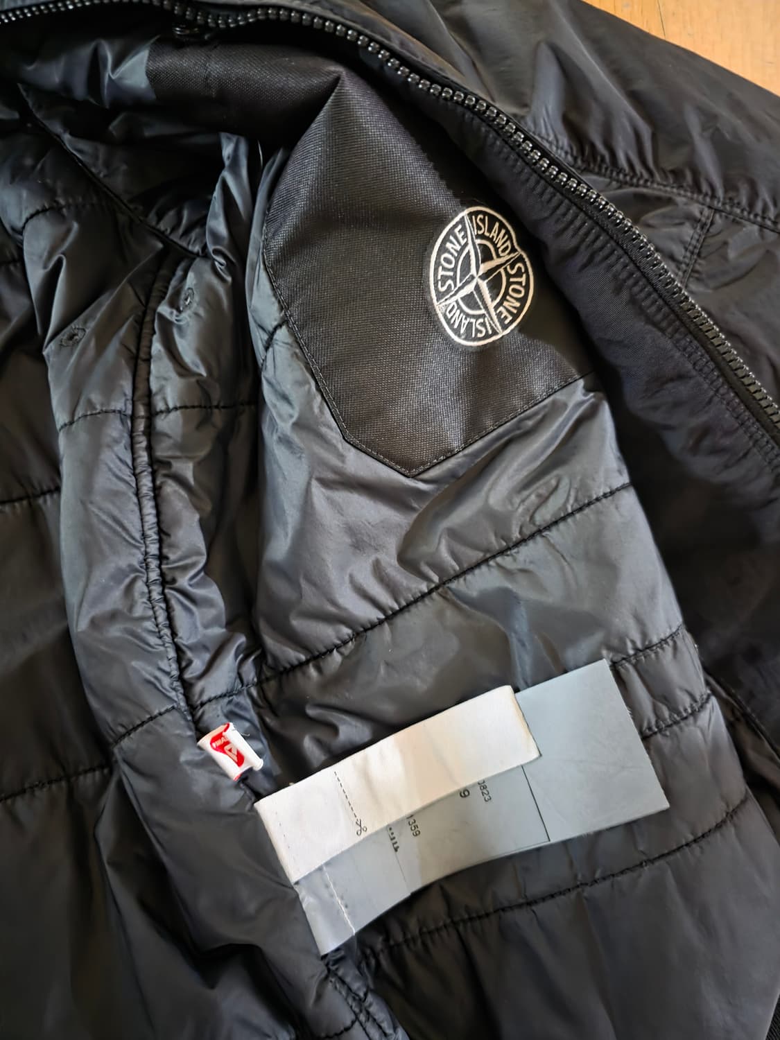 24FW 스톤아일랜드 크링클랩스 L 상품이미지6