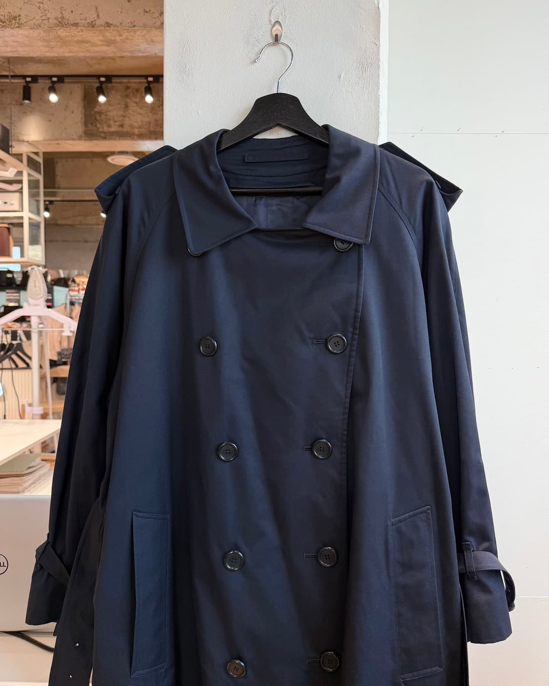 버버리 네이비 더블 트렌치코트  상품이미지3