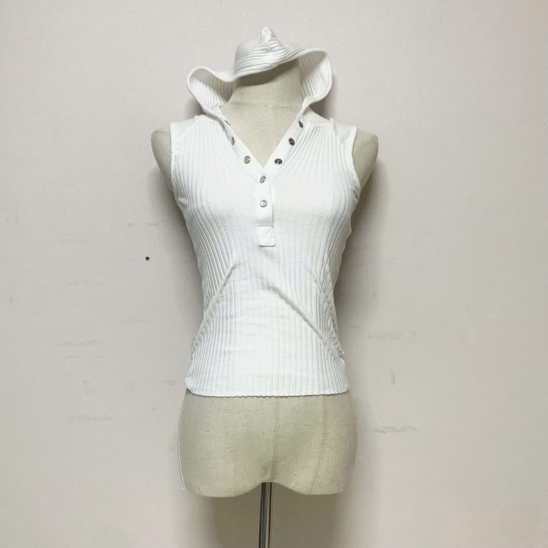 빈티지 나시 와투케 나시 긱시크 공겜여주 아카이브 펑크 나시 무채색 나시 상품이미지1