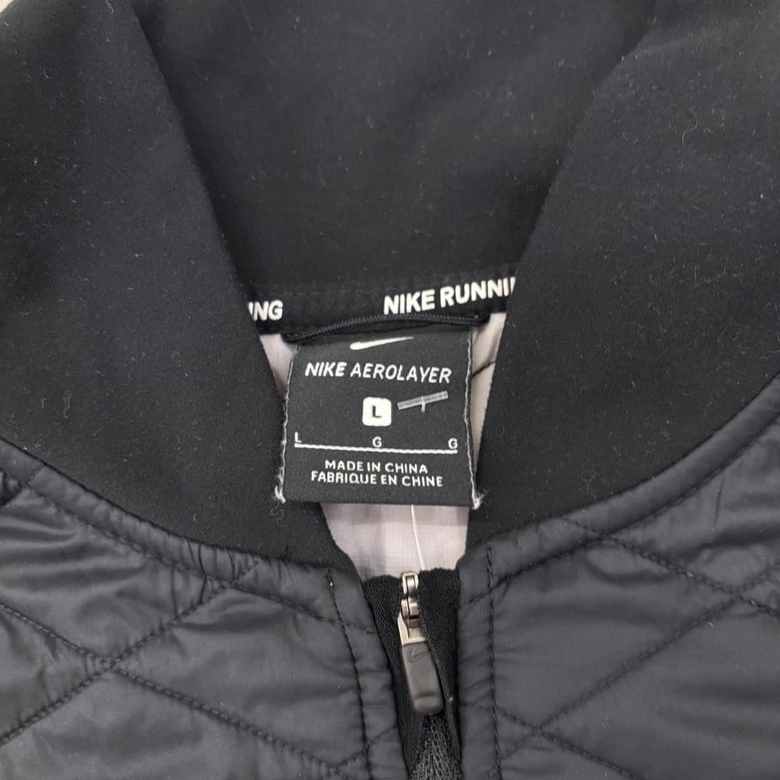 나이키 에어로레이어 숄더로고 퀼팅 러닝 자켓 상품이미지3