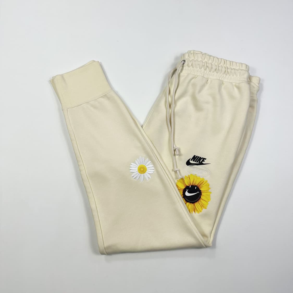 나이키 스우시 플라워 라이트 옐로우 조거팬츠 (L) 상품이미지2