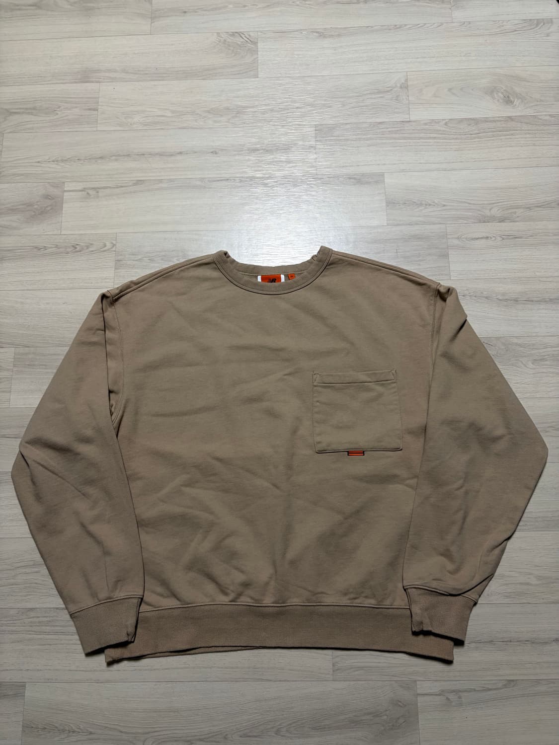 뉴발란스x호텔990 맨투맨 오트밀 멜란지 XL사이즈 판매 상품이미지1