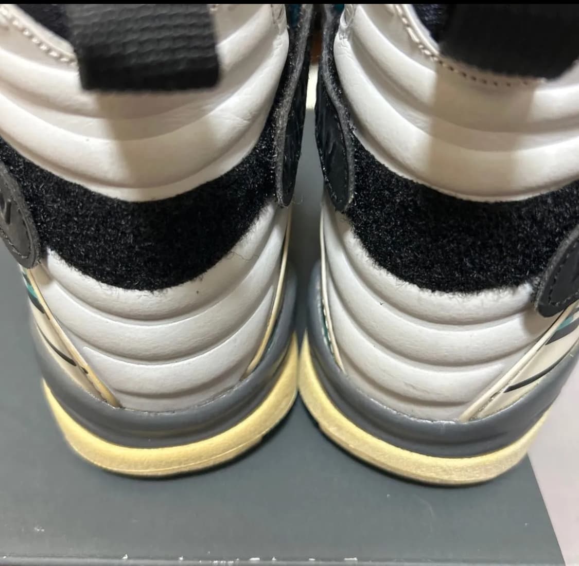 에어조던 레트로8 사우스비치 250 상품이미지6