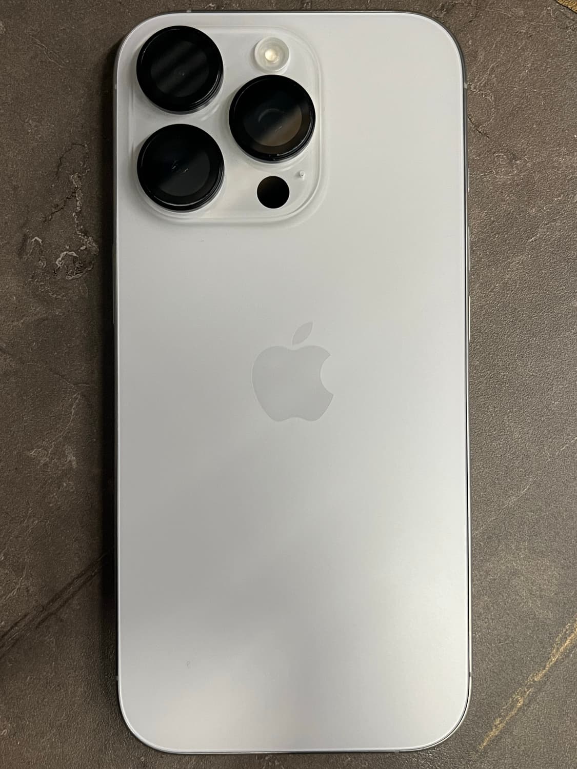 아이폰16pro 128GB 화이트티타늄 상품이미지2