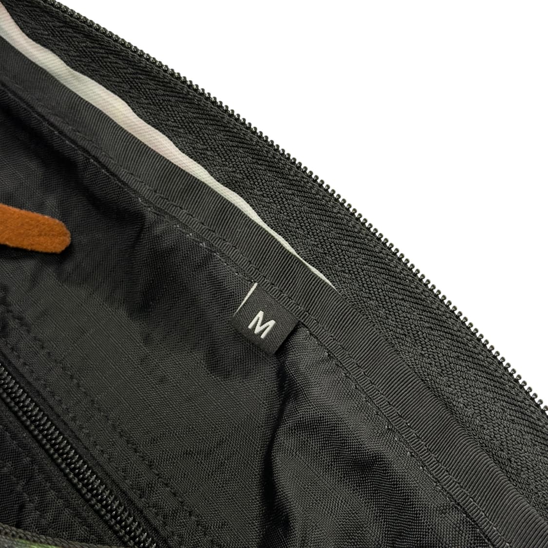 그레고리 구로고 로즈 플라워 포켓 크로스백 가방 상품이미지4