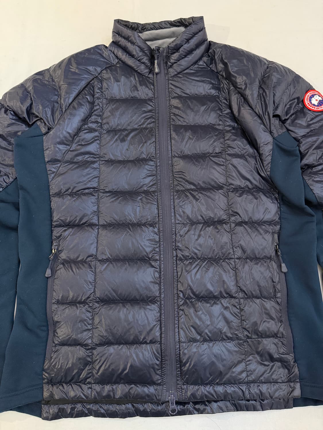 캐나다구스 하이브릿지 하이브리지 초 경량패딩 네이비 상품이미지3