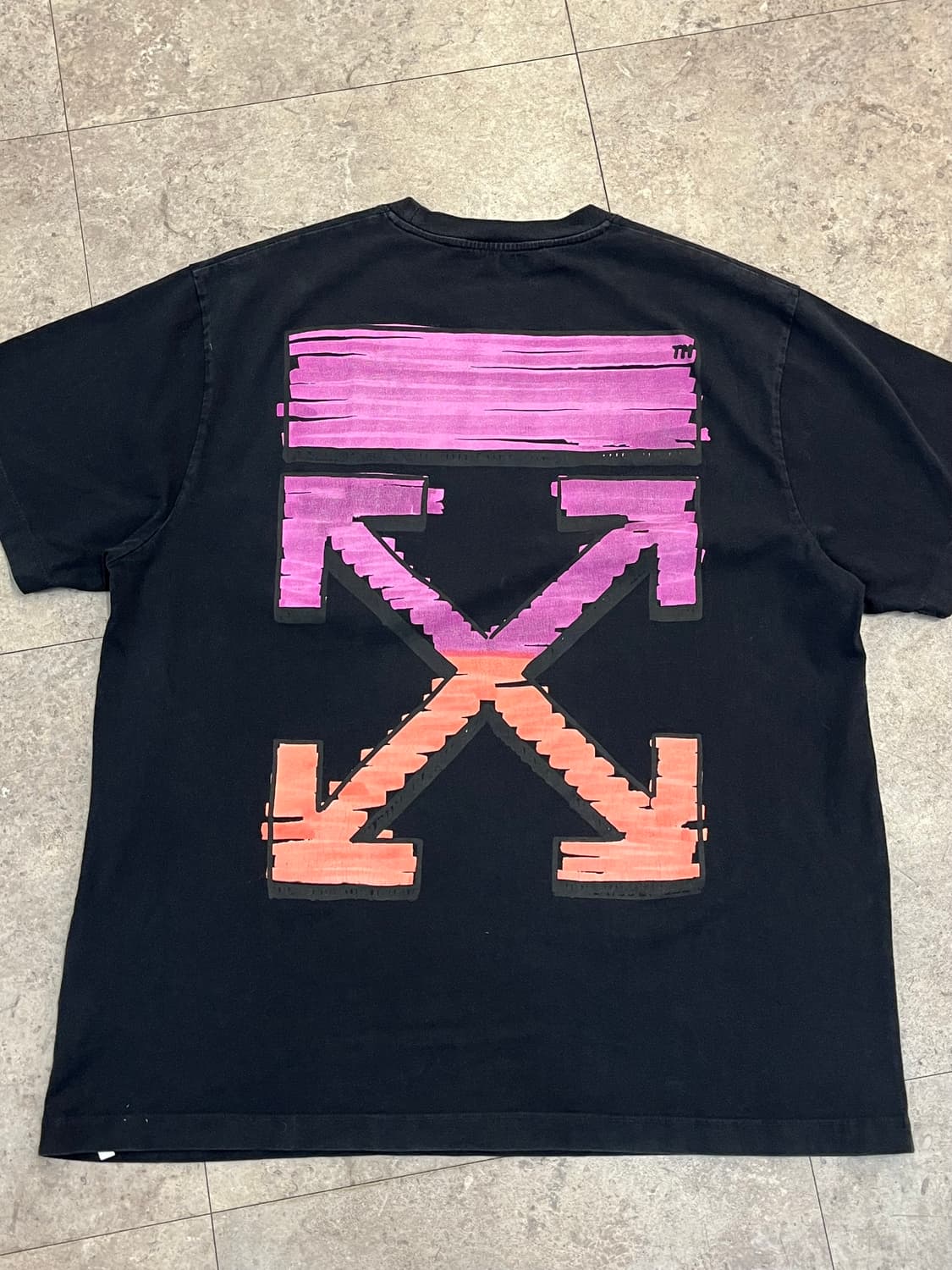 오프화이트 21ss 마커 애로우 반팔티 블랙 M #csz2750  상품이미지6