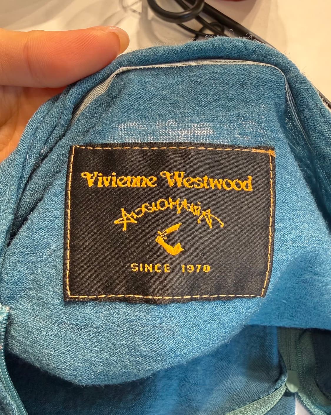 비비안 웨스트우드 블루 컷아웃 지퍼 롱슬리브  상품이미지8