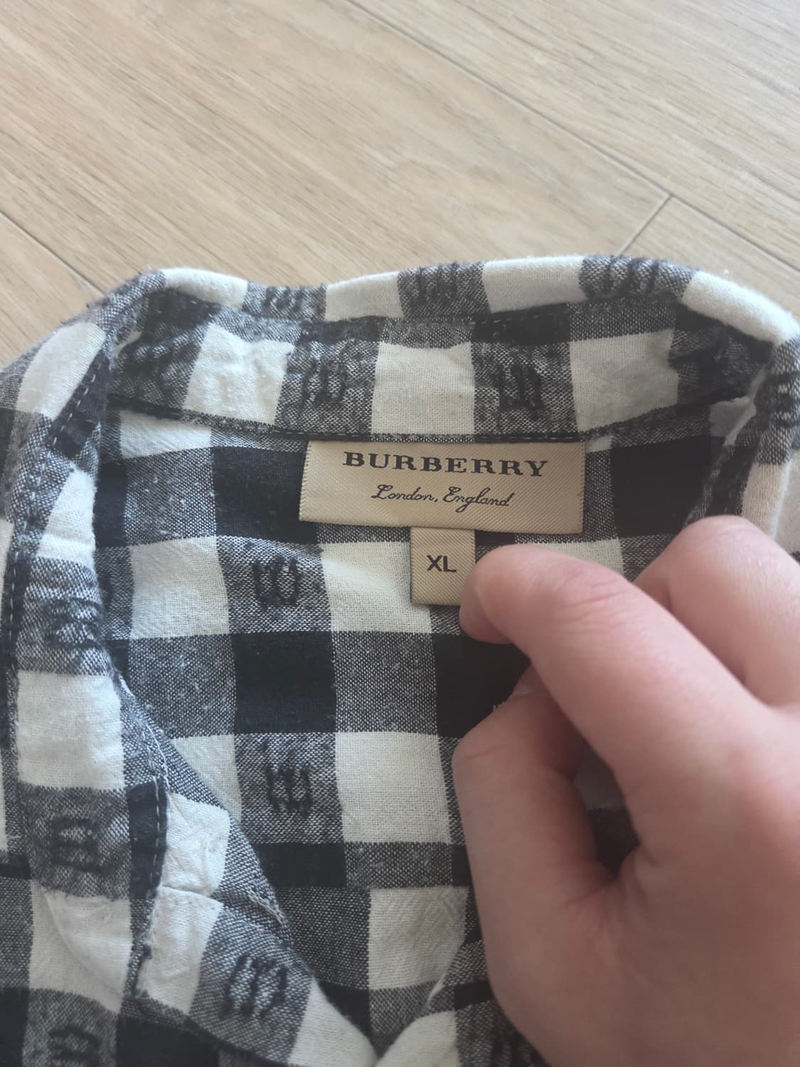 버버리 체크 셔츠 상품이미지3
