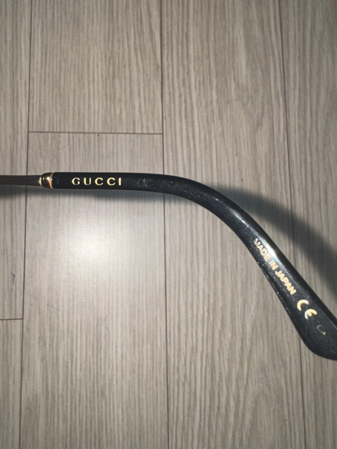 구찌 선글라스 GG0589SK 001 상품이미지8