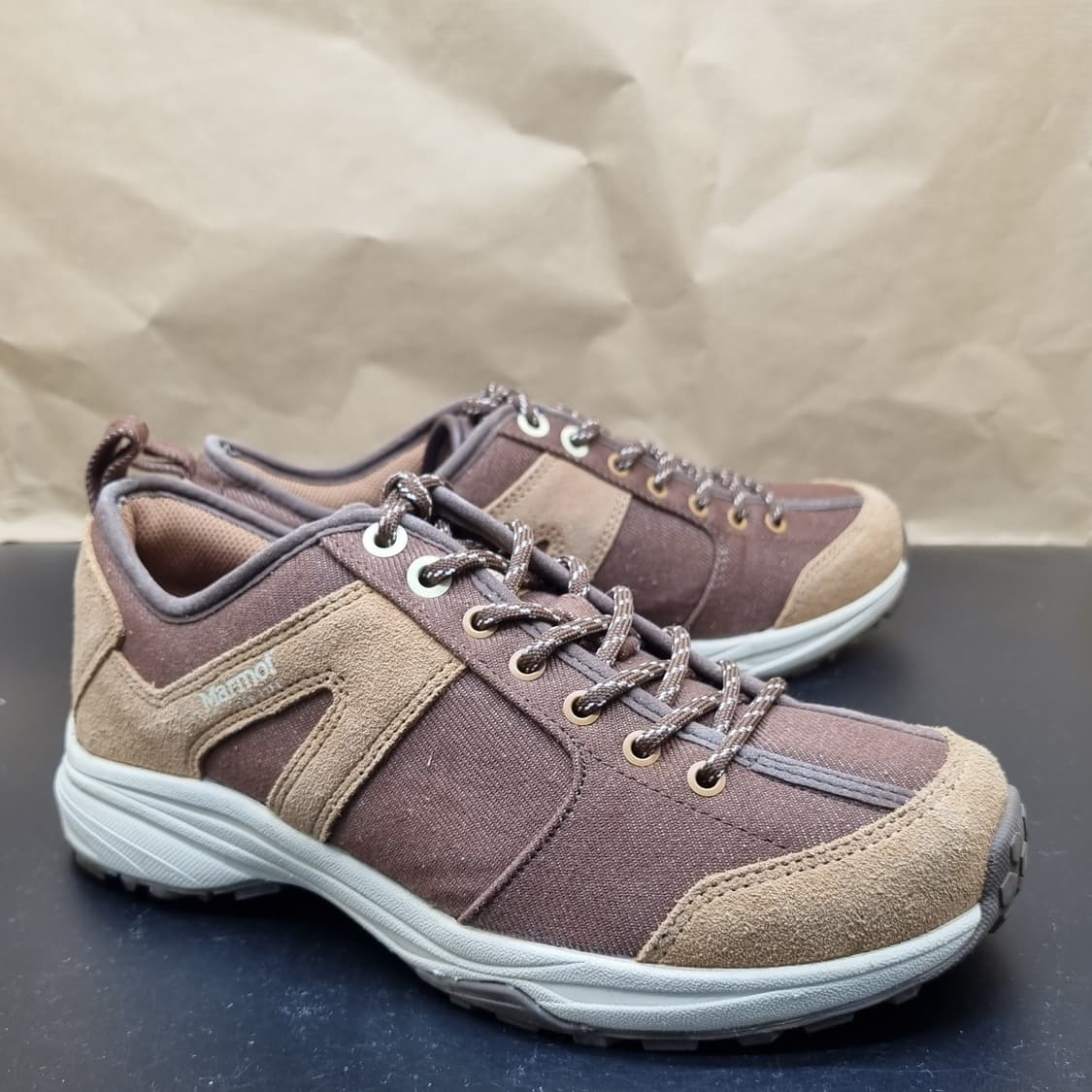 마모트 부스토 여성트레킹화235 상품이미지1