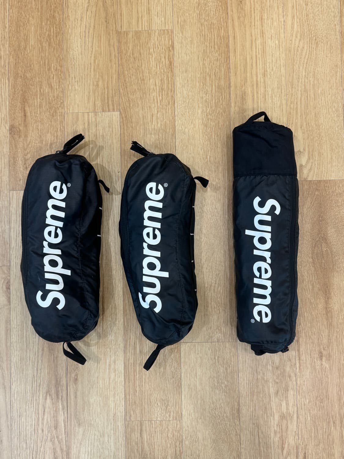 슈프림 헬리녹스 체어2개 + 테이블1개(일괄판매) 상품이미지1