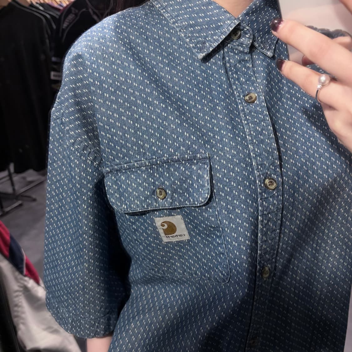 [IM] Carhartt 칼하트 데님 도트 패턴 반팔 셔츠 상품이미지5