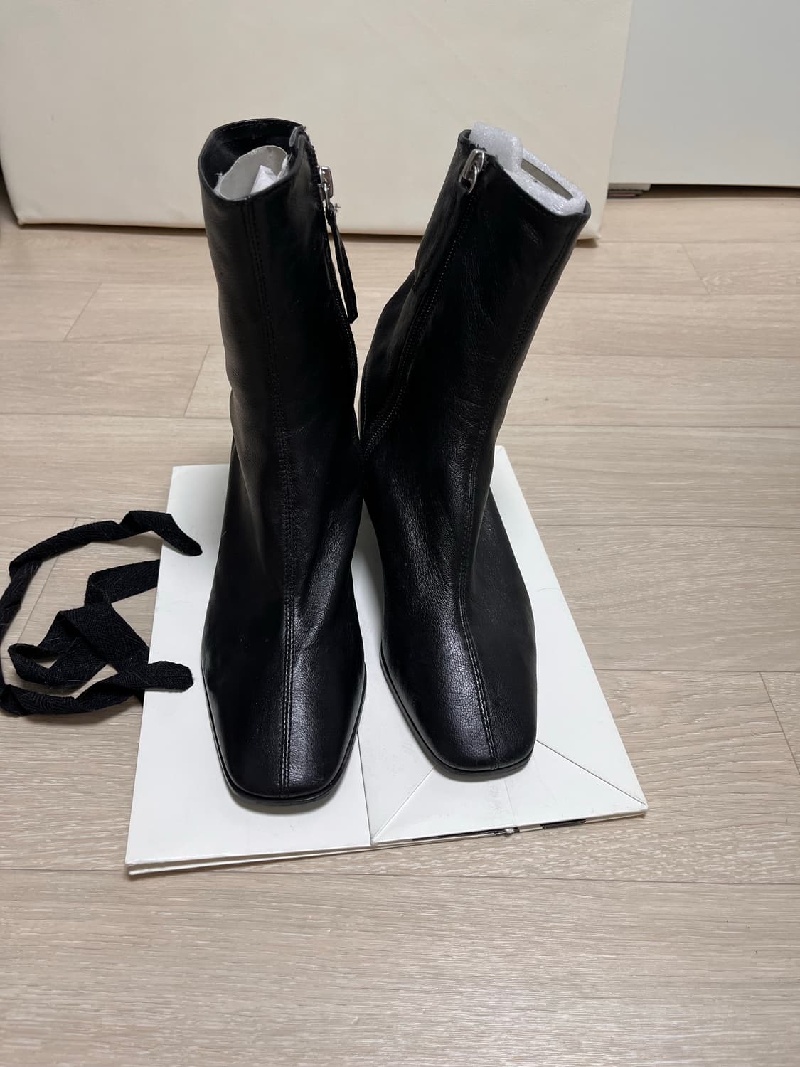 자라 블랙 레더 앵클 부츠 240 (36) 상품이미지2