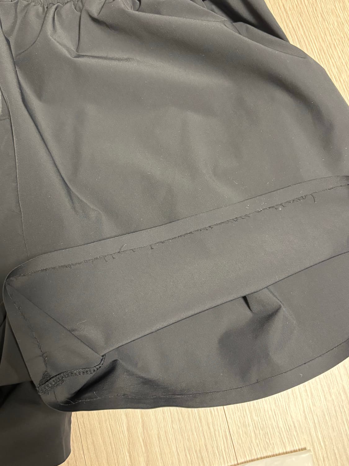 옵티미스틱러너스 매트 나일론 쇼츠 블랙  상품이미지5