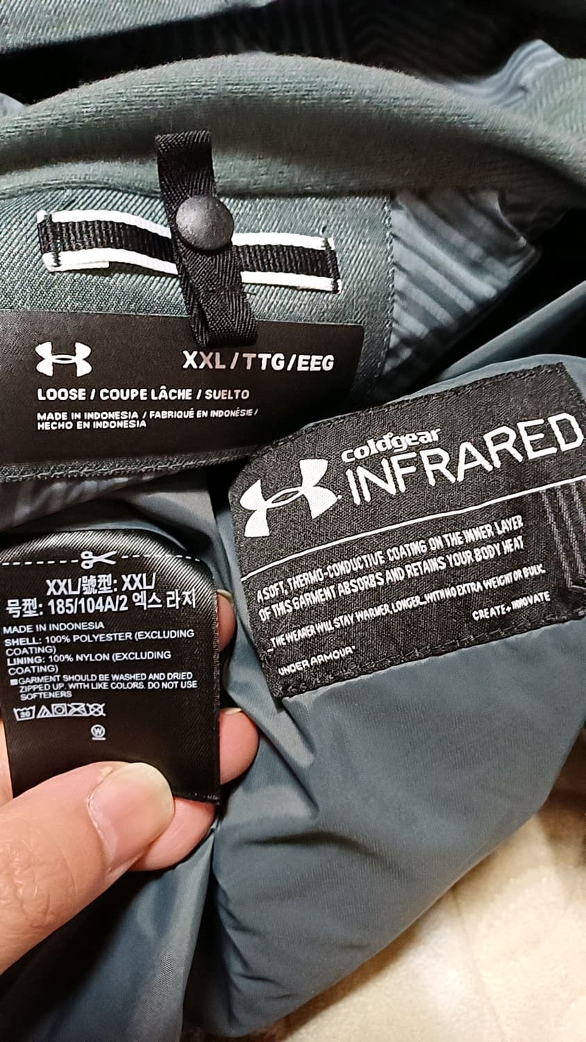 언더아머 바람막이 110 가슴63 기장85 상품이미지3