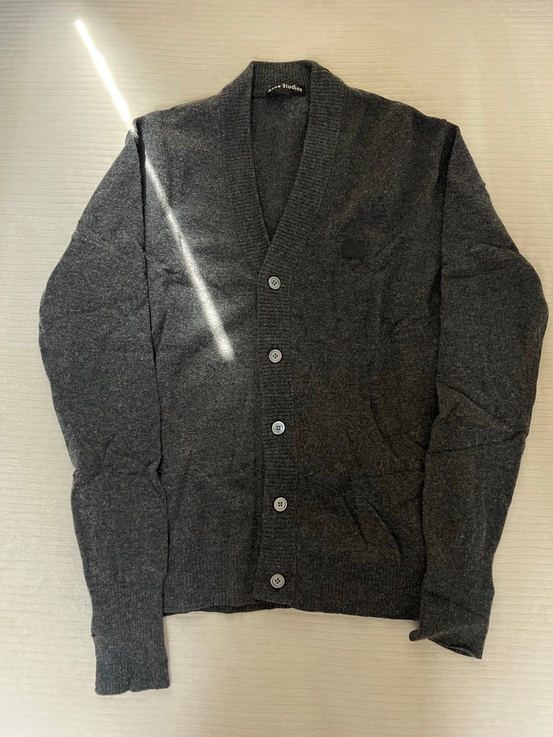 아크네 네브 가디건  상품이미지1