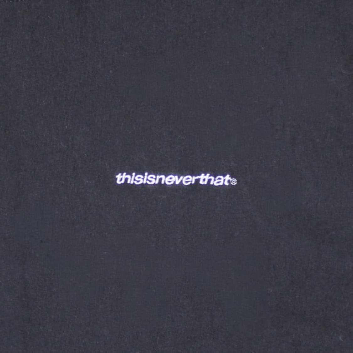  Thisisneverthat 디스이즈네버뎃 블랙 라운드 반팔  상품이미지3