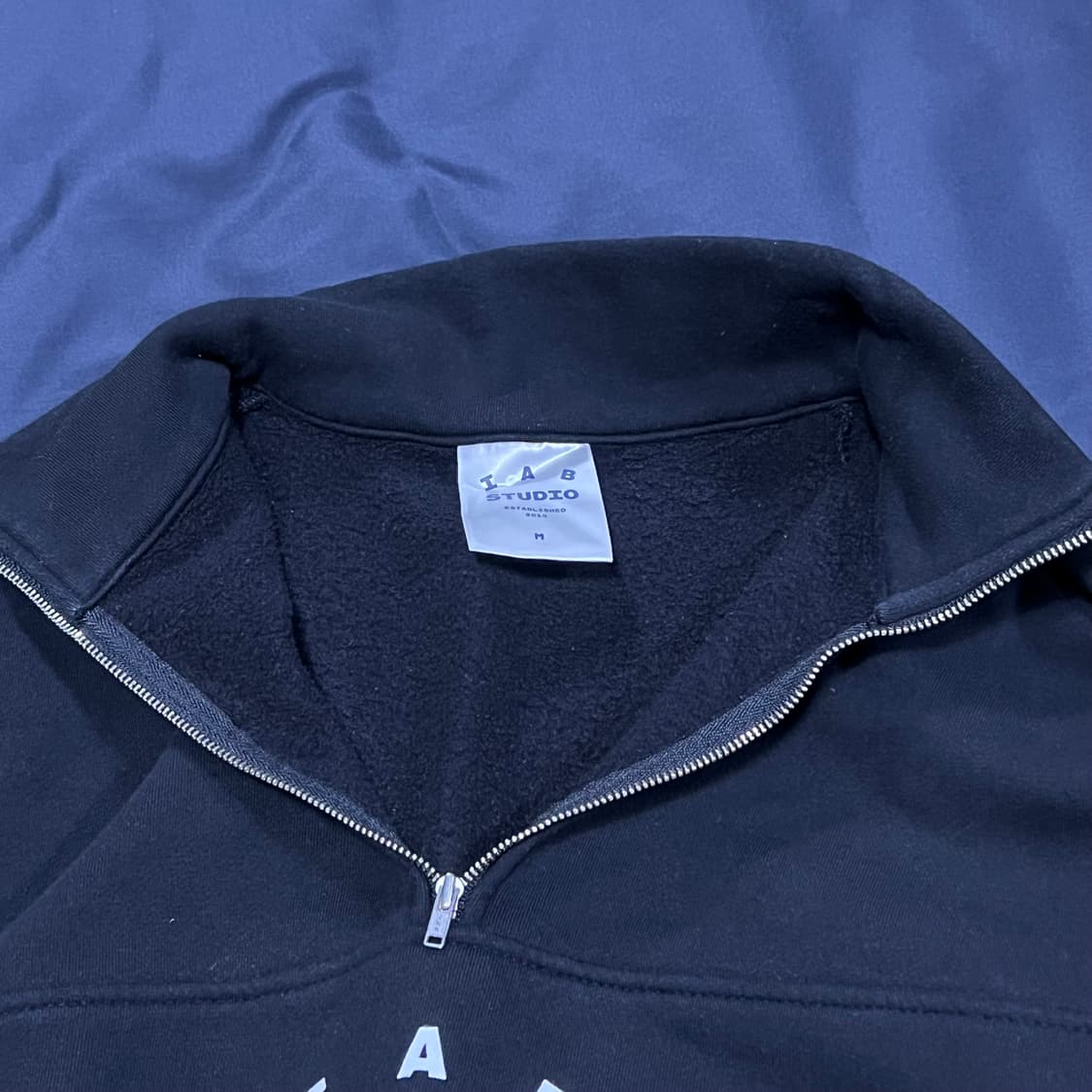 아이앱스튜디오 반집업 블랙(M) 상품이미지3