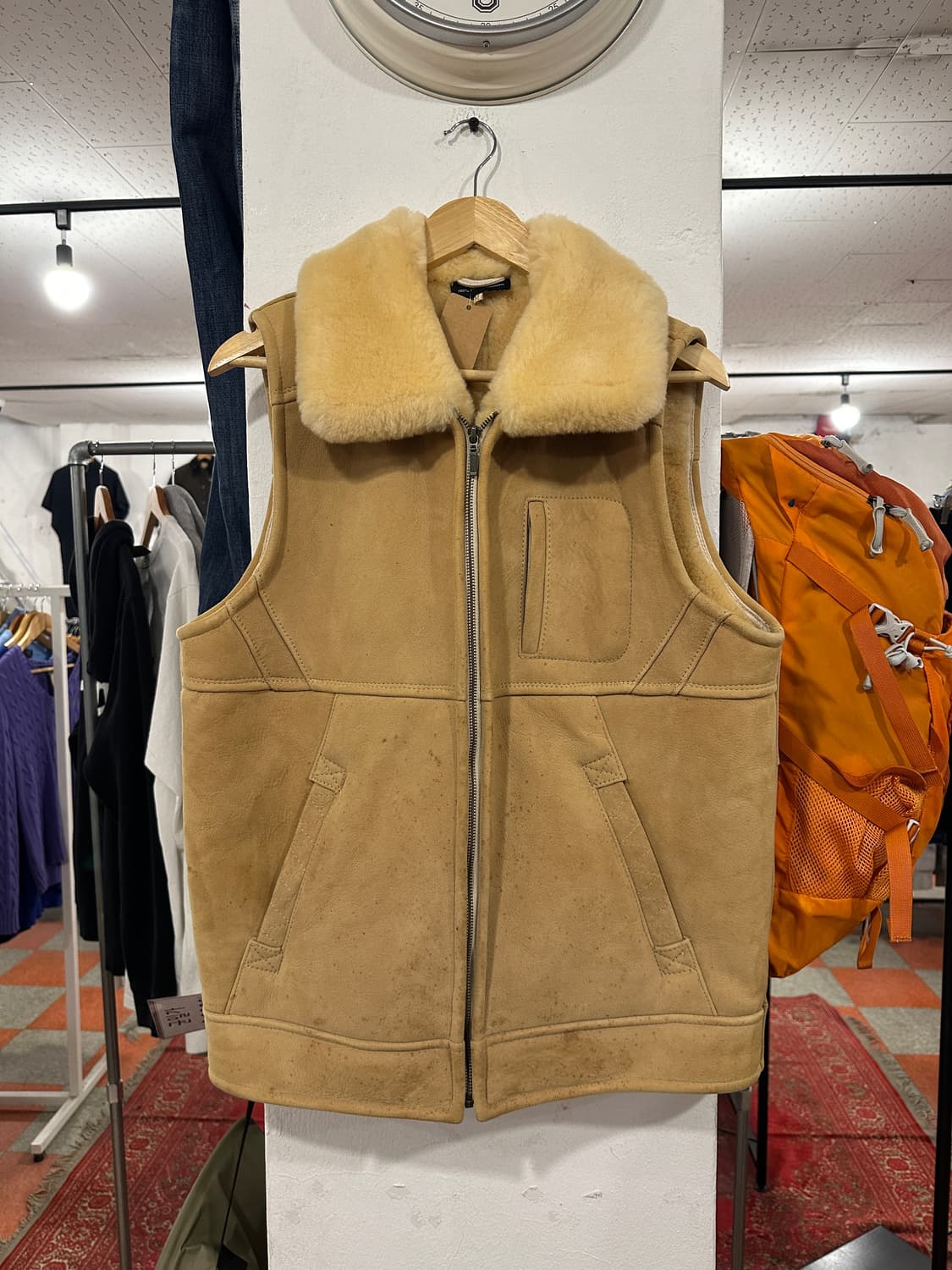 스웨이드 가죽조끼 상품이미지1