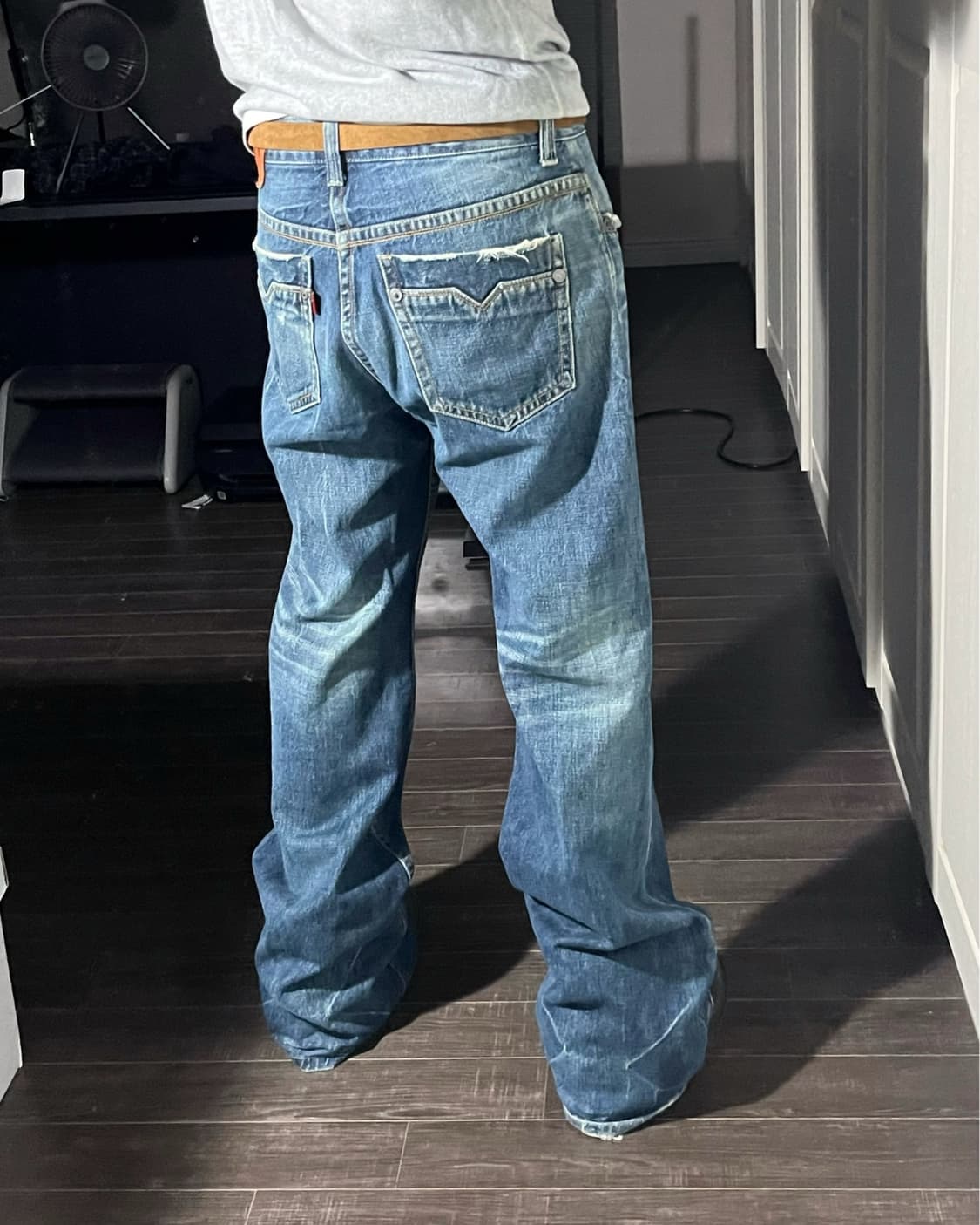 [33] TOMBOYJEANS 톰보이진스 부츠컷 데미지 데님 팬츠 상품이미지1