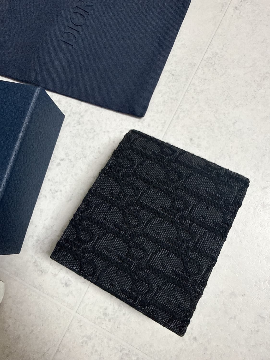 디올 오블리크 반지갑 블랙 상품이미지6