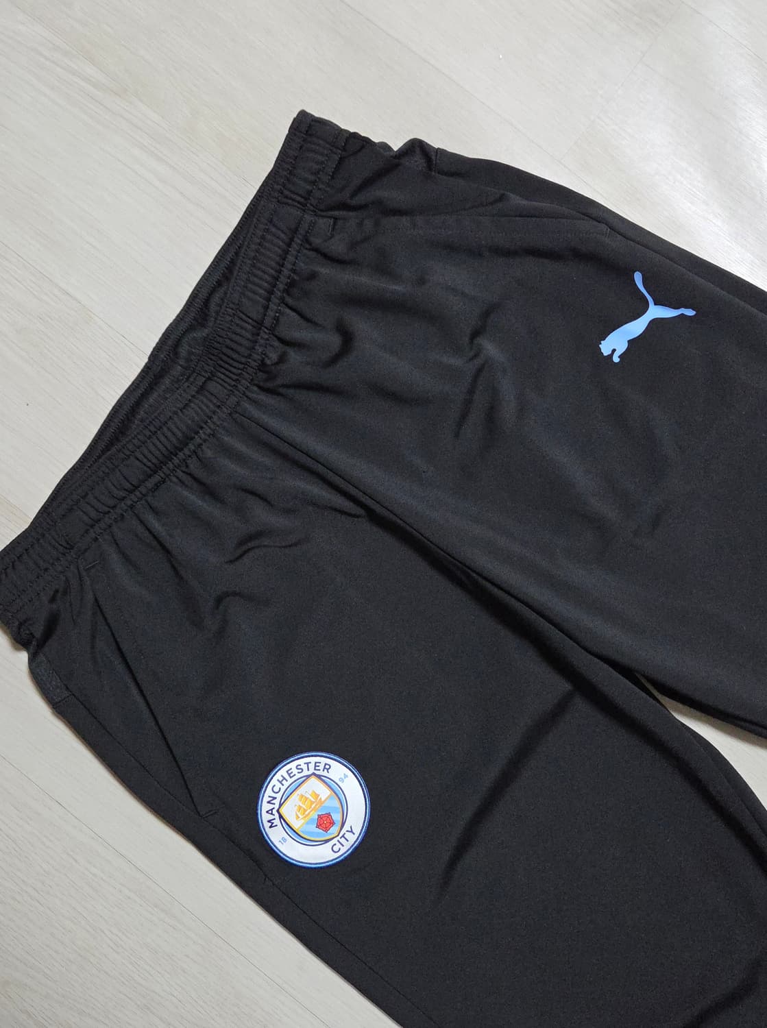 (착샷) 푸마 맨시티 유니폼 트레이닝 팬츠  상품이미지2