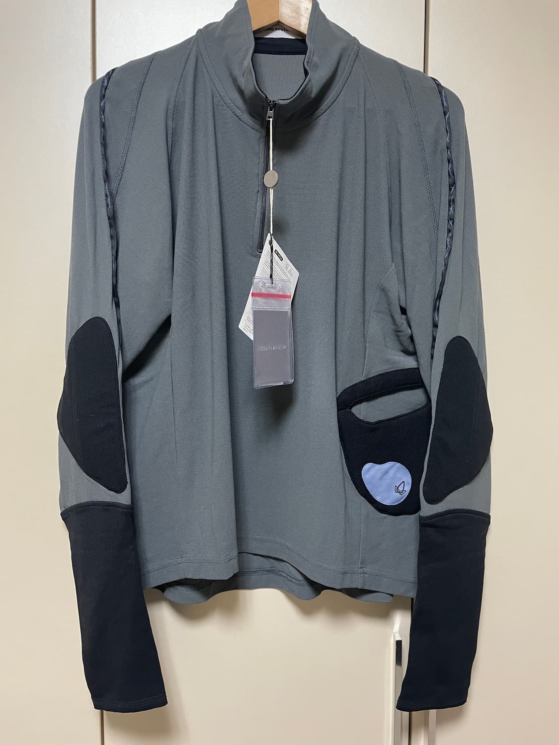 키코 코스타디노브 뮤리세이 포켓 LS 탑 상품이미지1