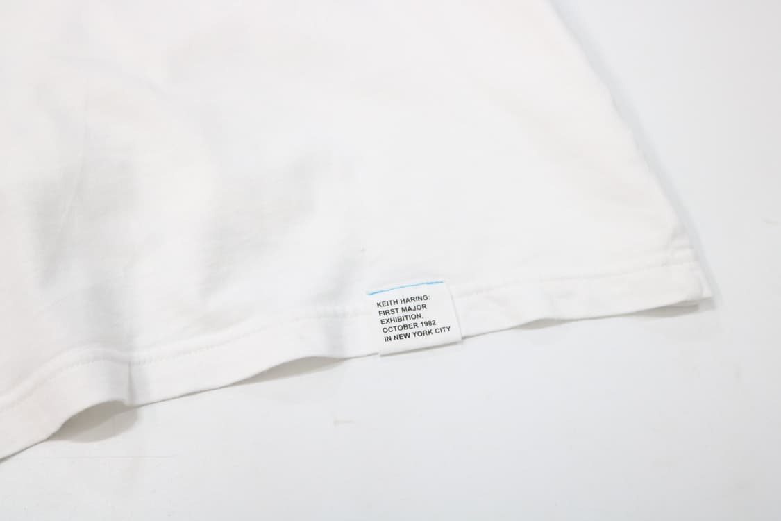 UT 키스 해링 그래픽 화이트 반팔 티셔츠 (XL) 상품이미지4