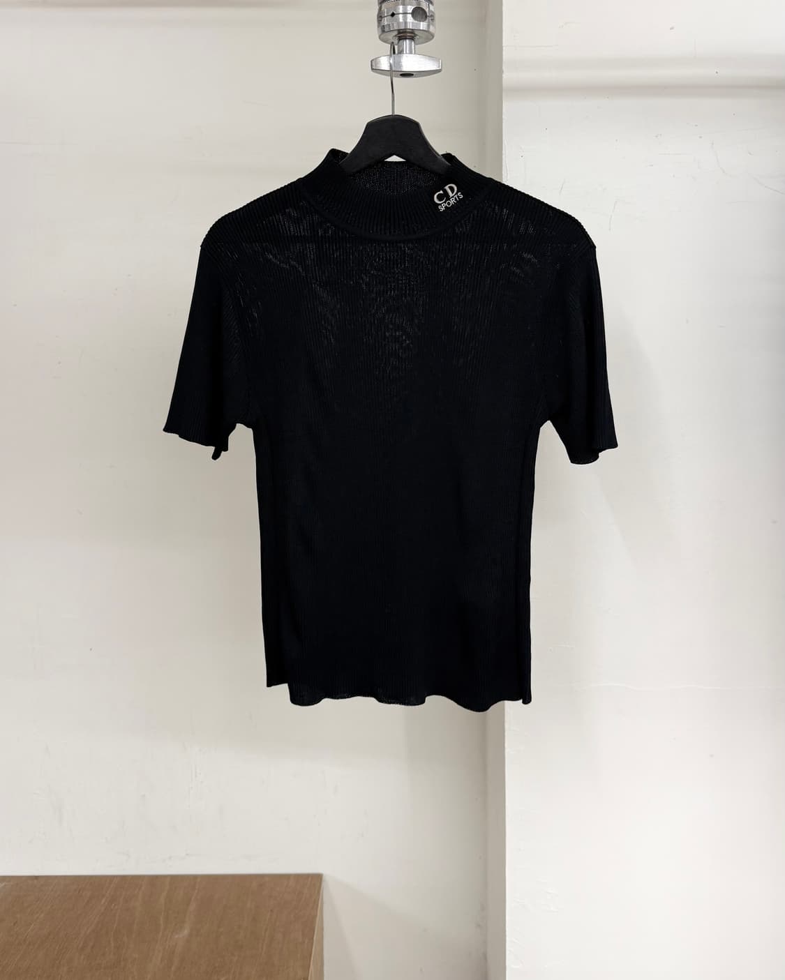 크리스찬 디올 스포츠 블랙 목 넥 쇼트 슬리브 탑 상품이미지1