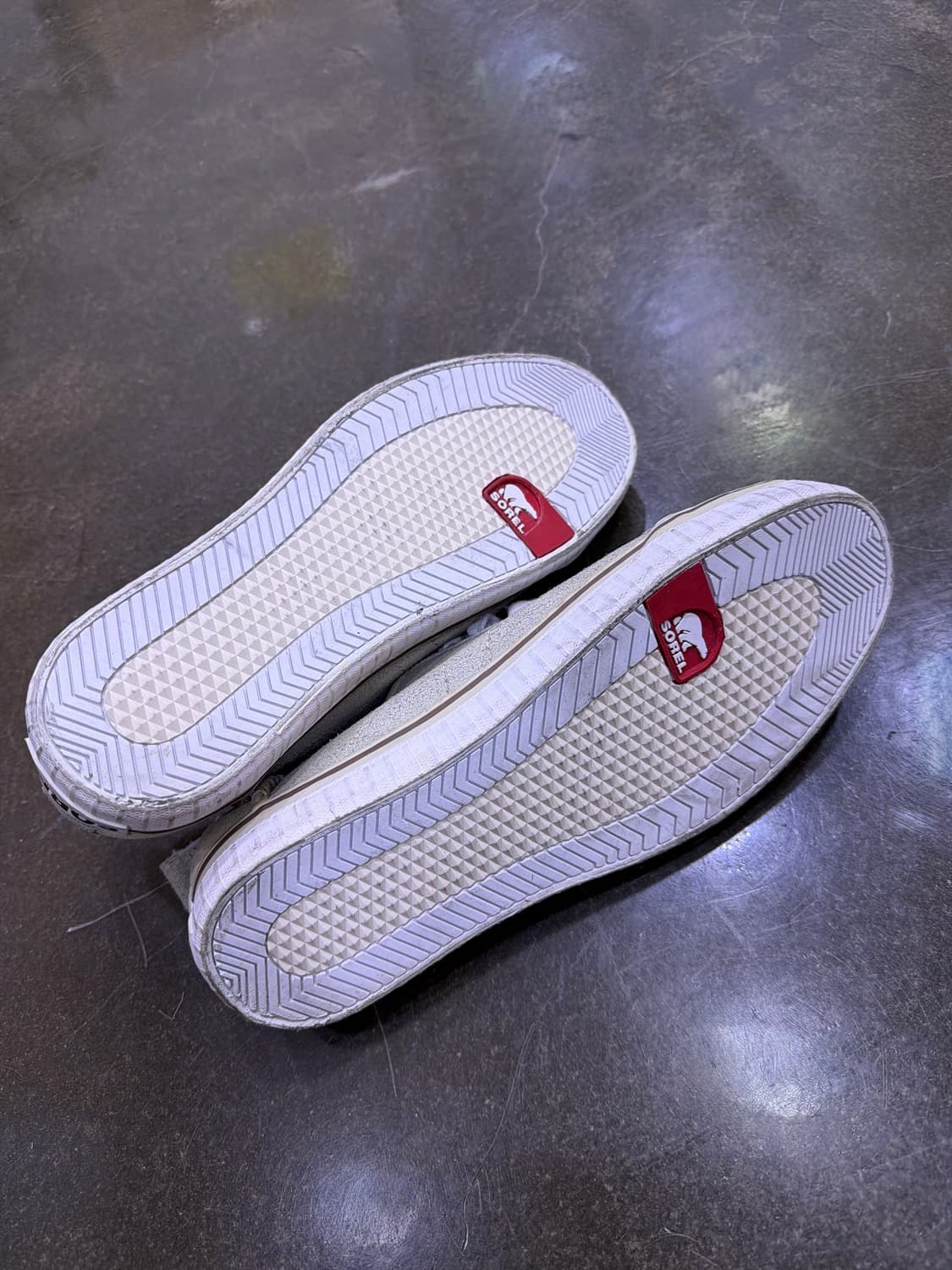 쏘렐 센트리 스웨이드 로우 스니커즈 탄 베이지 270 상품이미지8