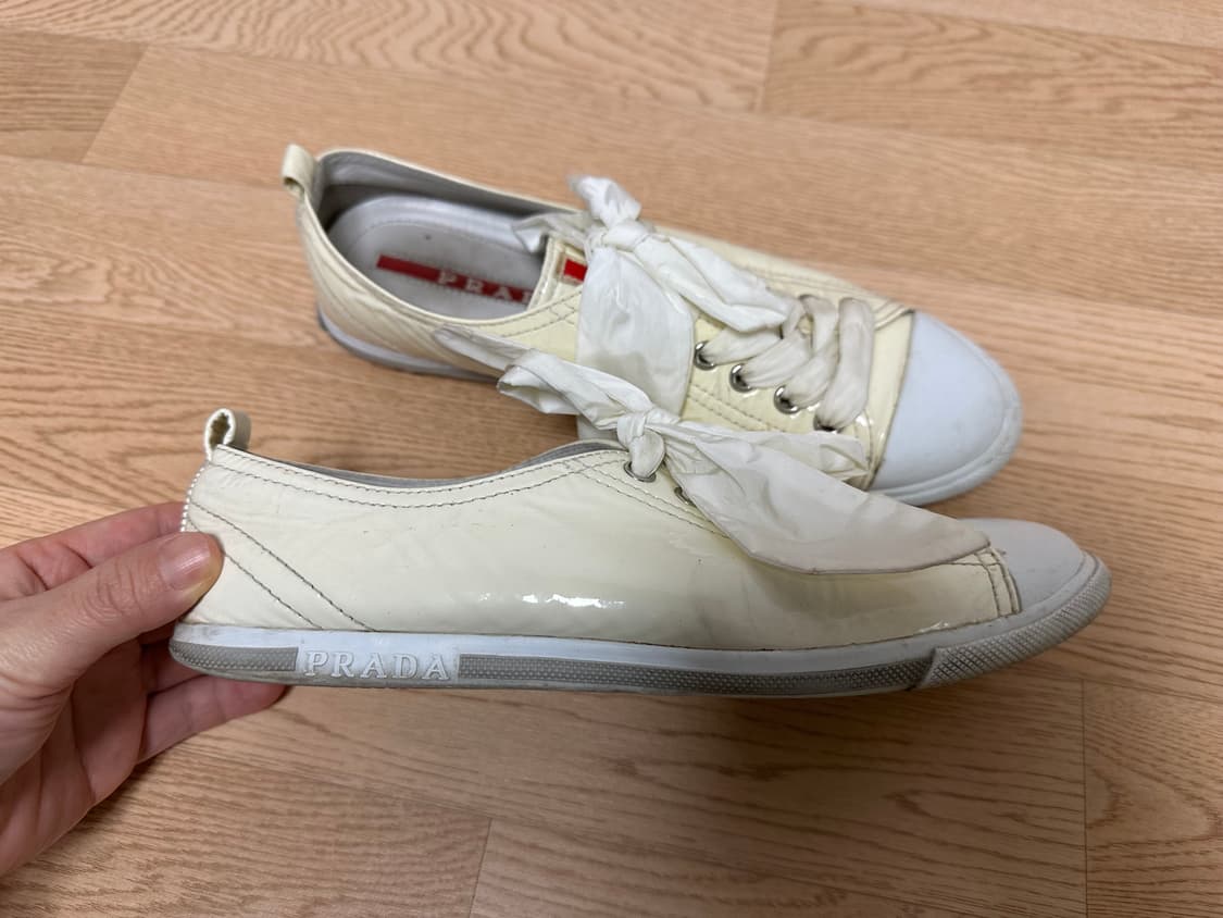 프라다 스니커즈 37반 상품이미지2