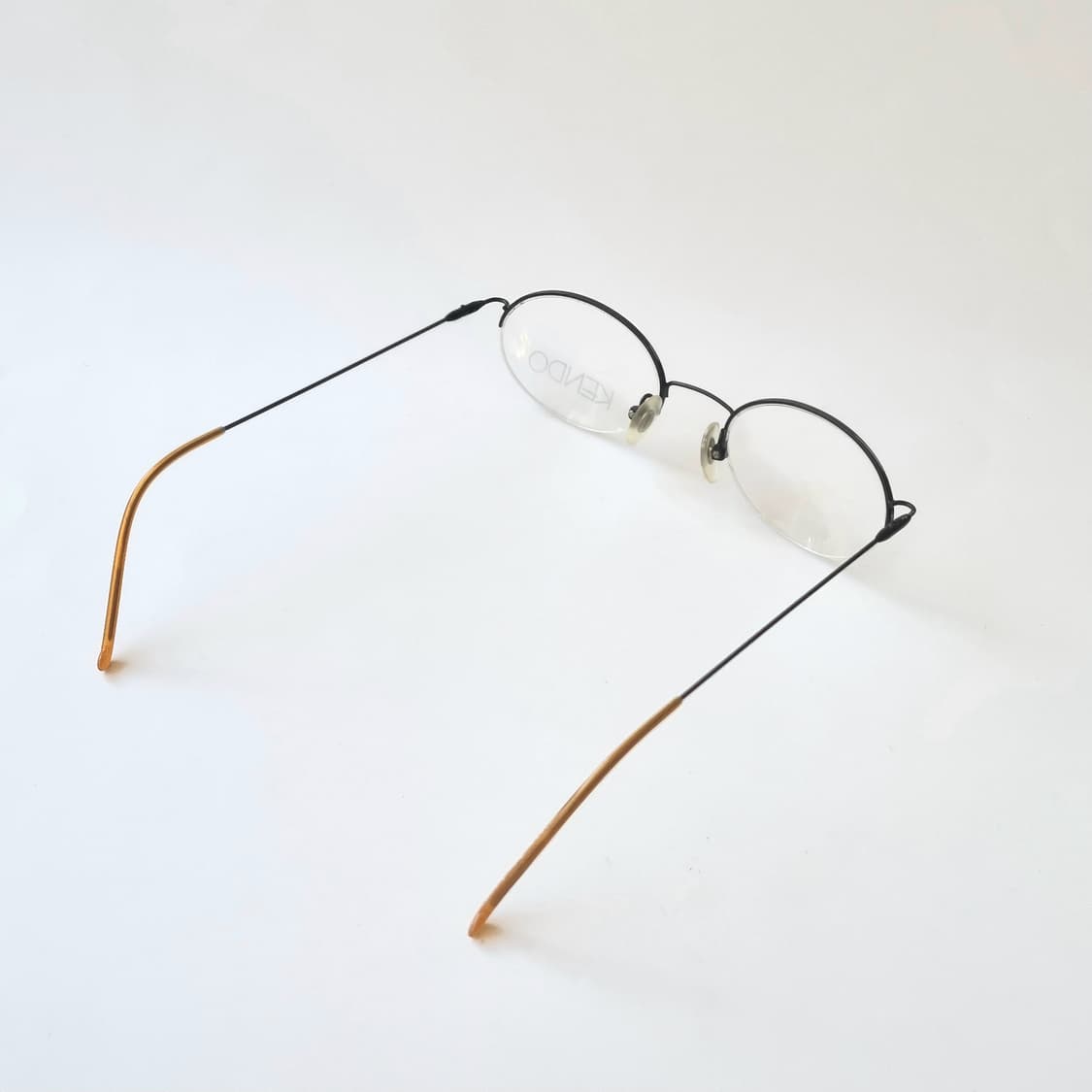데드스탁 초경량 오벌형 반무테  안경테  568 상품이미지6