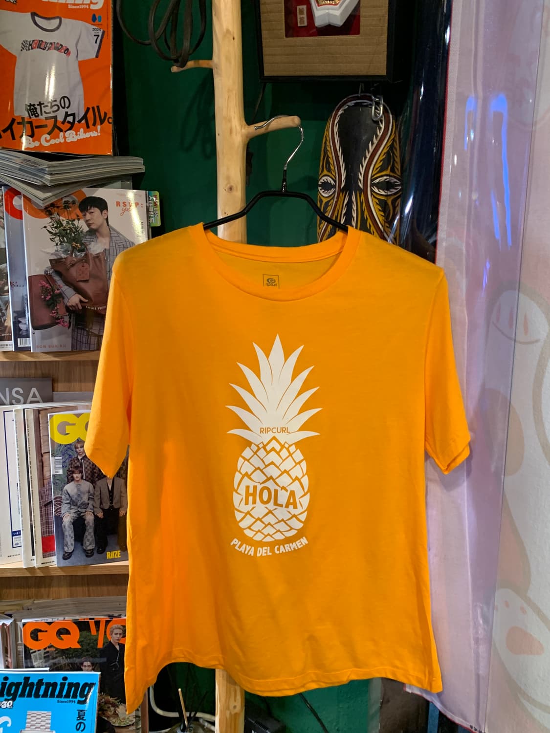 [중고] 옐로우 파인애플 그래픽 티셔츠 반팔 L 상품이미지4