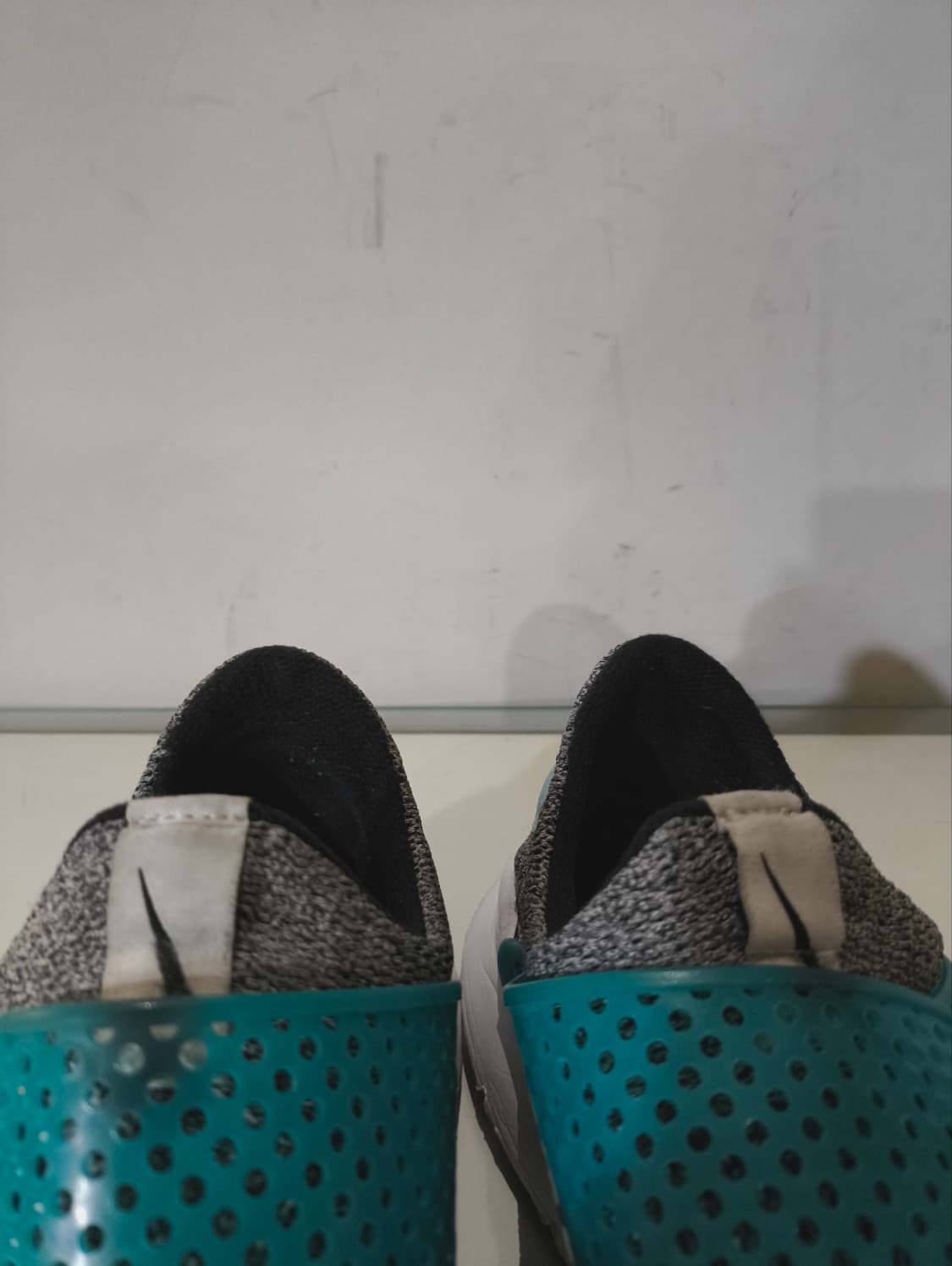 270mm 나이키 삭다트 se 운동화 상품이미지5