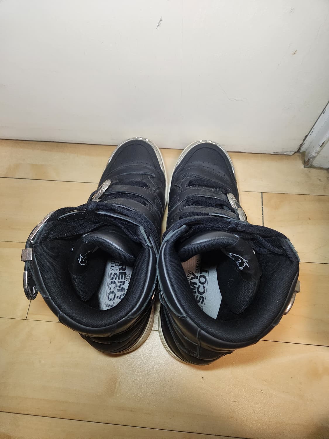 아디다스x제레미 스캇 JS 포럼 하이 265 상품이미지3