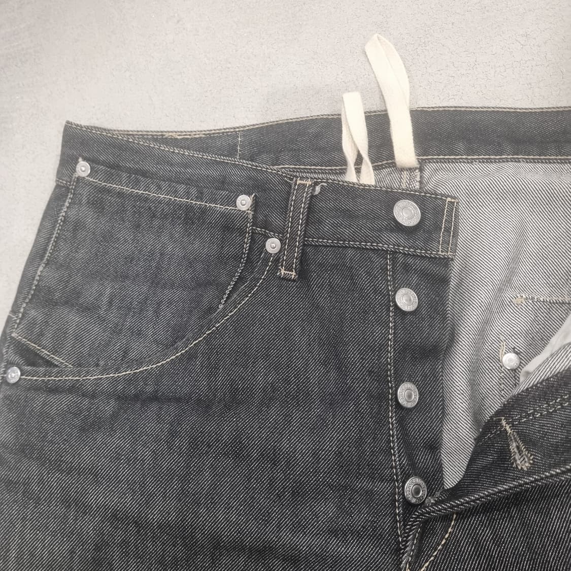 리바이스 초판레어 엔지니어드진 1세대 귀한 흑청데님 32 국내매장판 상품이미지2