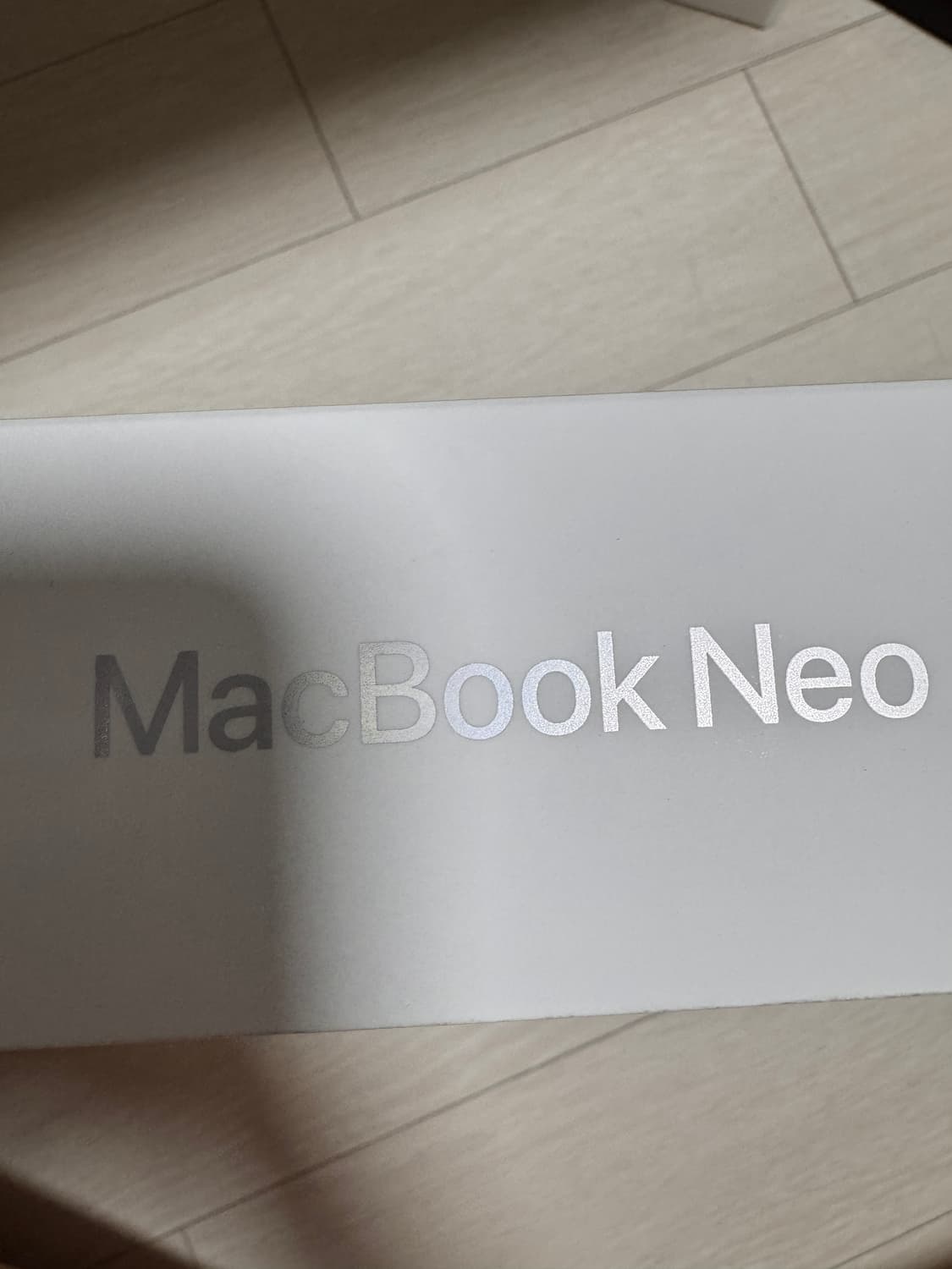 애플 맥북 네오 미개봉 새상품 실버 상품이미지5
