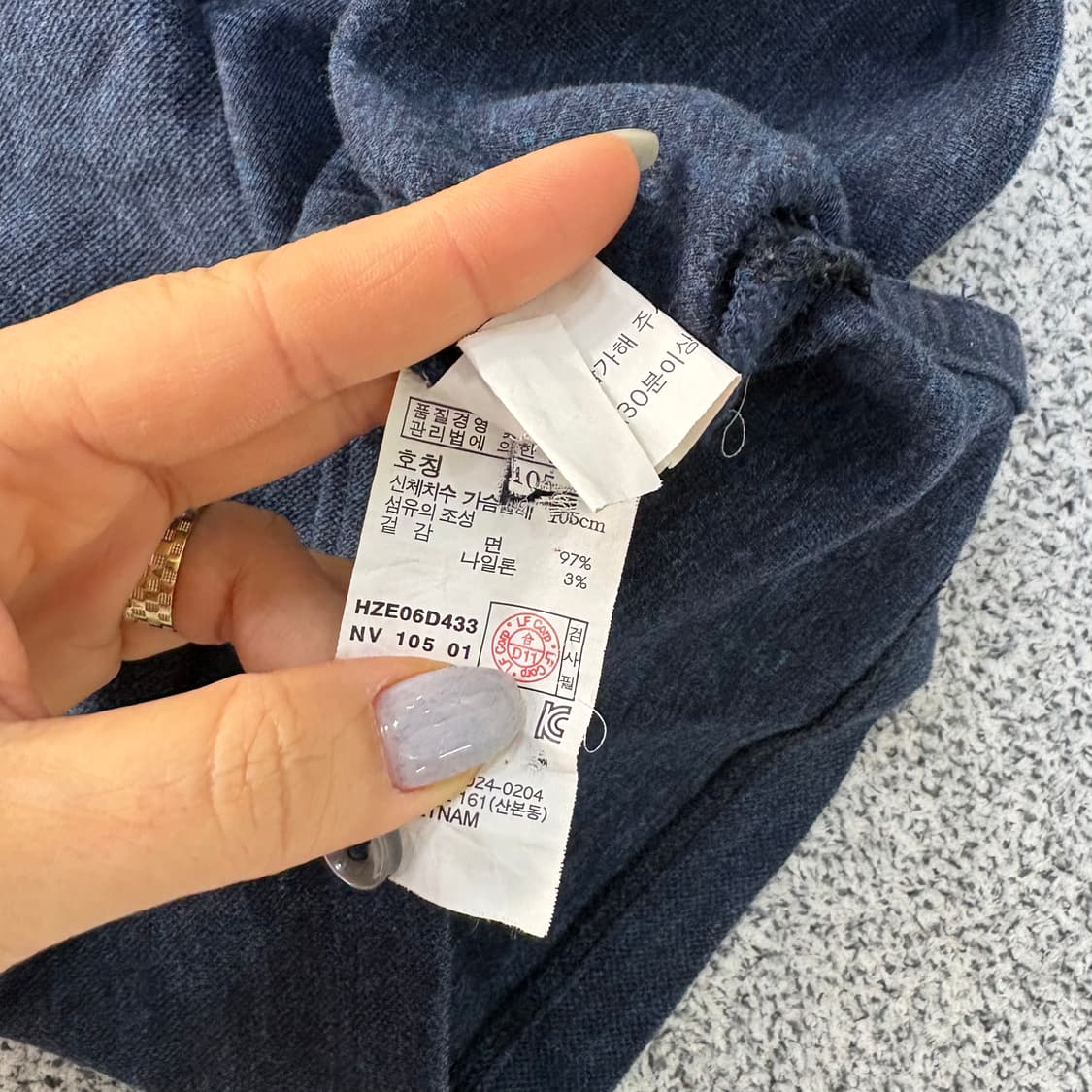 105 헤지스 카라 긴팔티 0305J 상품이미지4