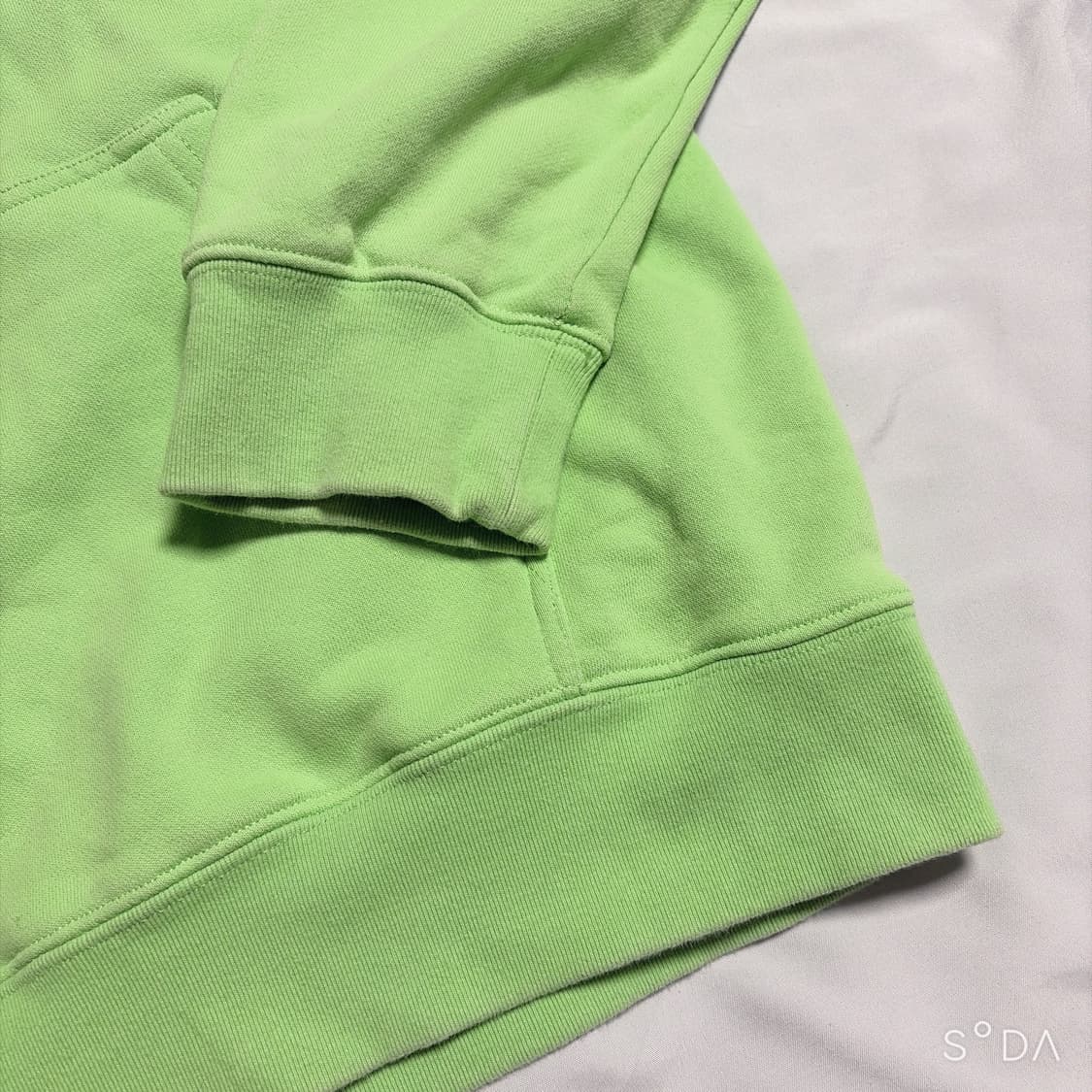 오프화이트 라임색 후드티 M~L 상품이미지6