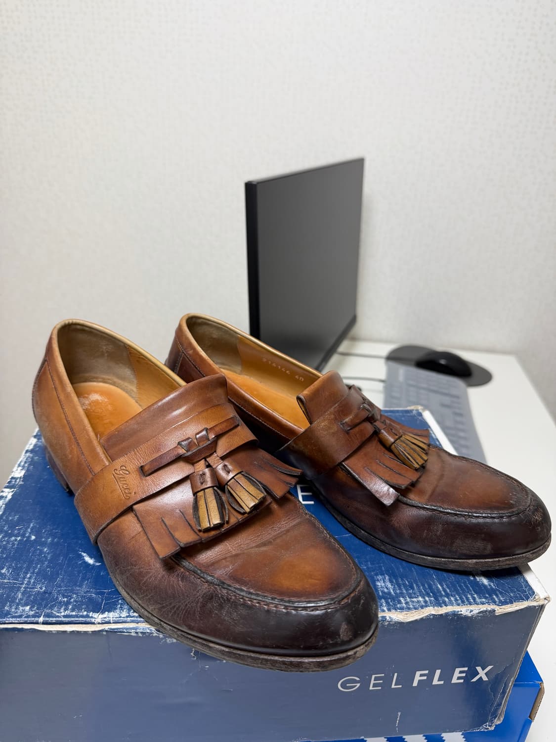 구찌(GUCCI) 테슬 프린지 로퍼 - 브라운 (사이즈 40E/250~2 상품이미지1