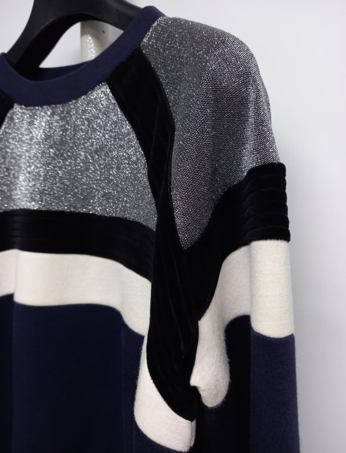 산드로 추동 네오프렌 맨투맨 55.44 상품이미지6