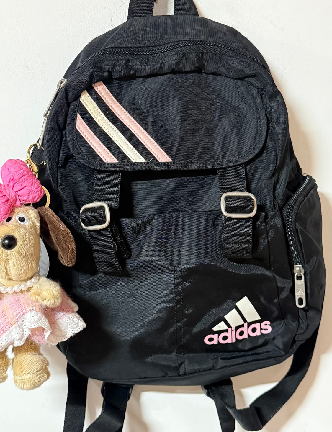 🩷아디다스 딸기우유 포인트 미니백팩 상품이미지2