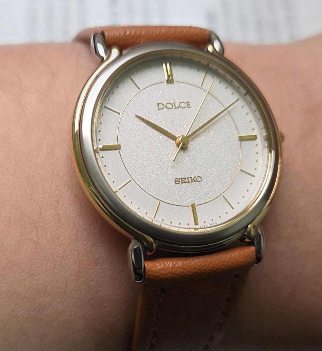 레어] 빈티지 세이코 돌체 화이트 스파클 다이얼 논데이트 슬림쿼츠
 상품이미지9