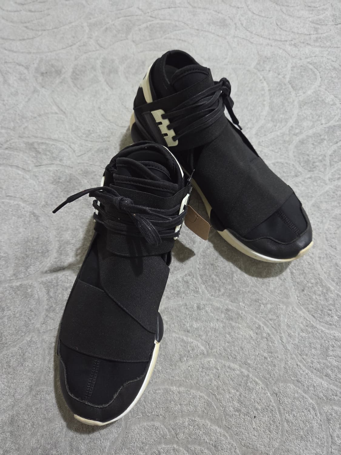 Y-3 콰사 하이(Qasa High) 블랙/화이트 상품이미지1