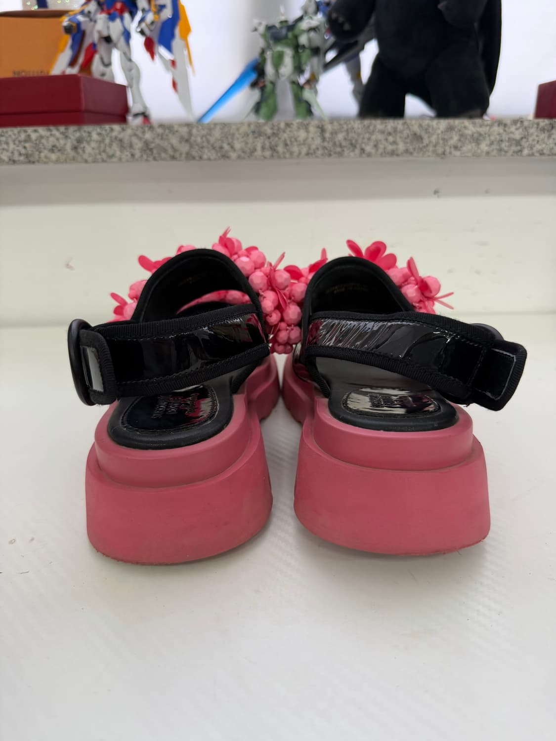 정품) 슈콤마보니 플랫폼 핑크 꽃 장식 샌들 350 상품이미지5